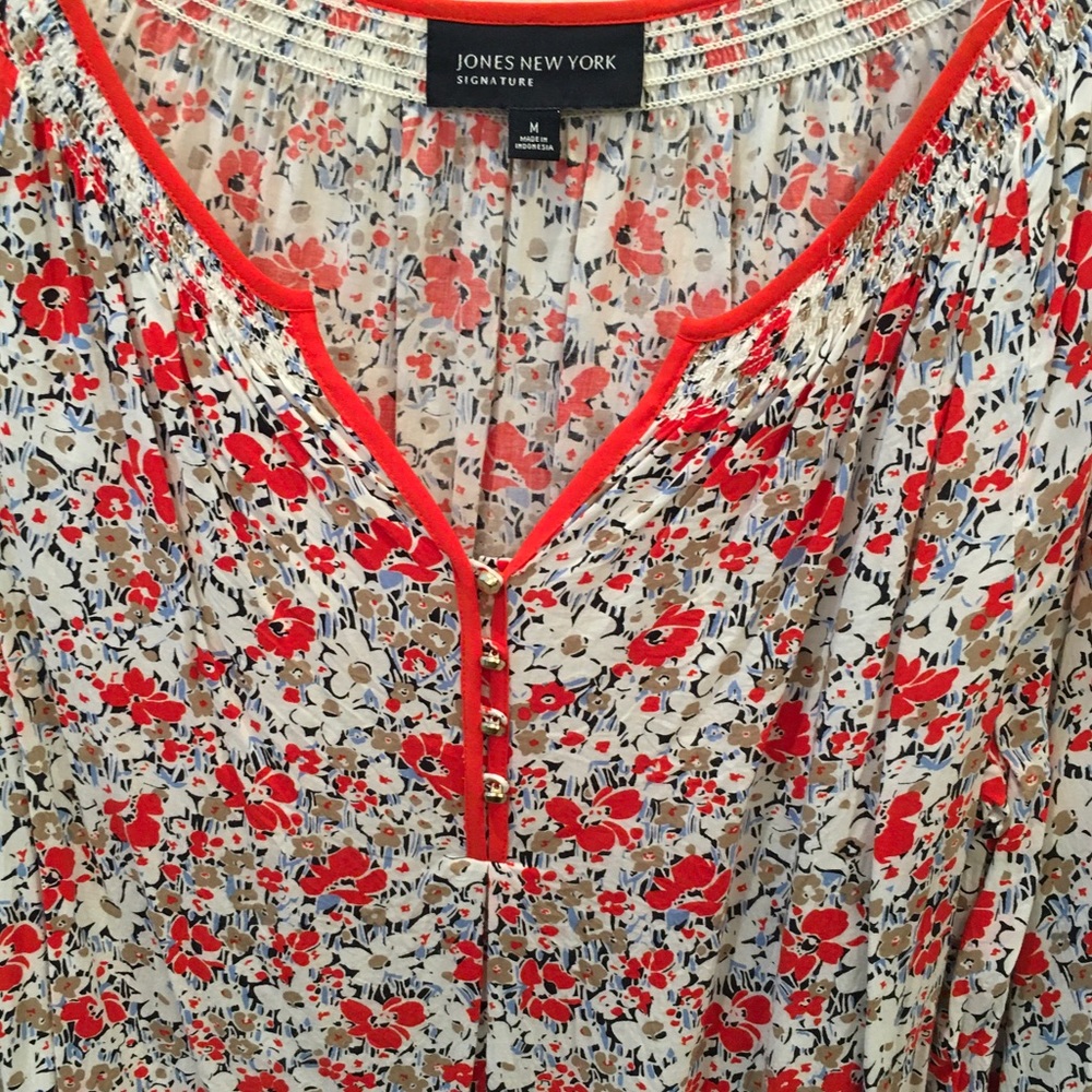 Beautiful Peasant Like Top
